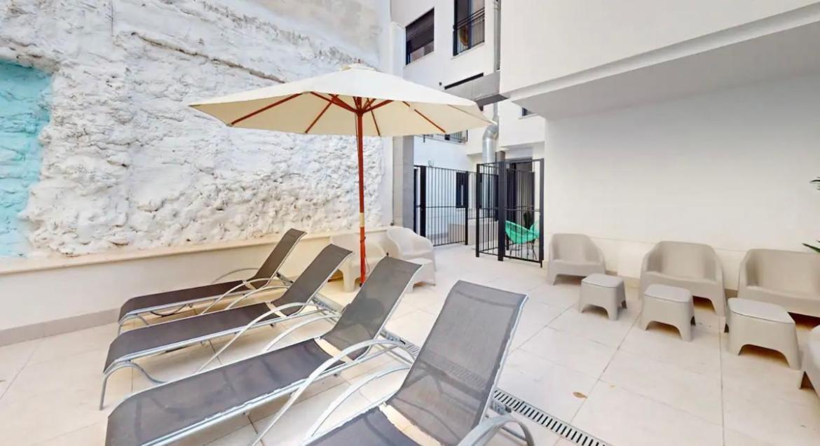 Apartamentos Breton 17 Suite Con Terraza Аликанте Екстериор снимка
